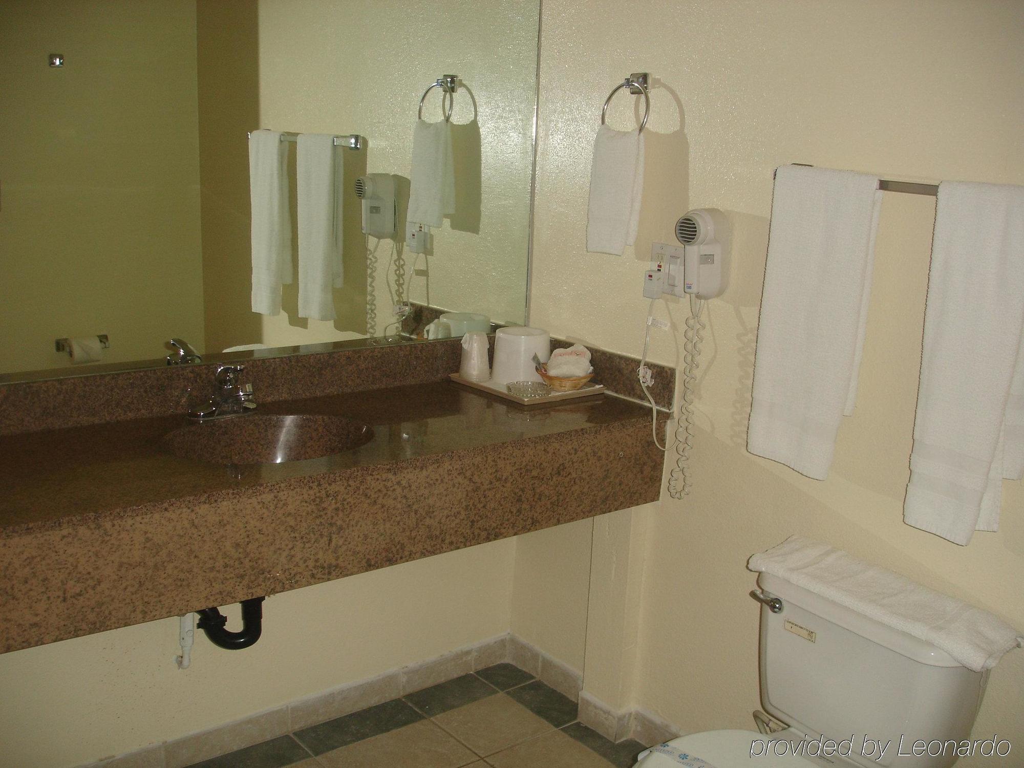 Rivera Inn & Suites Motel Піко-Рівера Номер фото